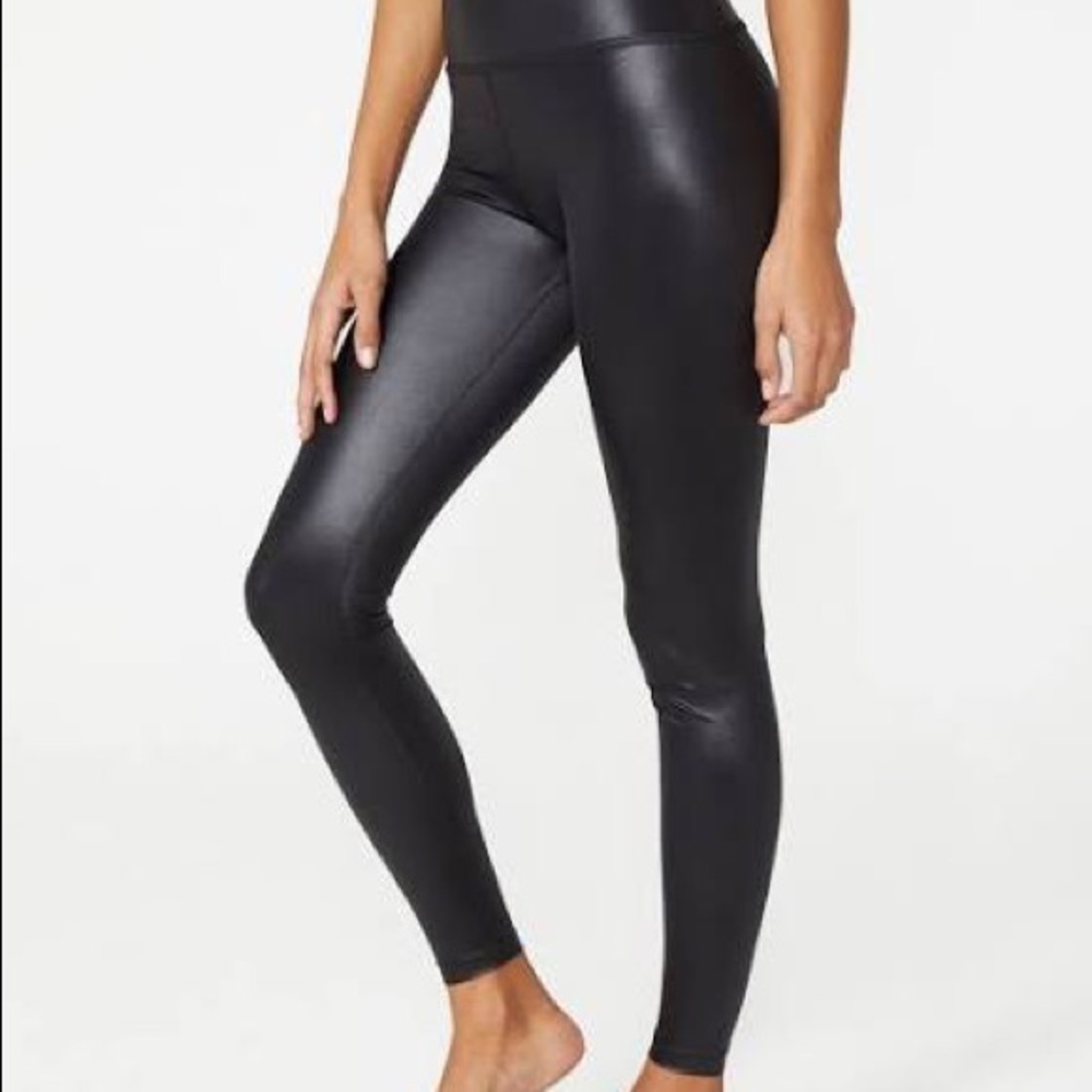 Beyond Yoga Shine Leggings